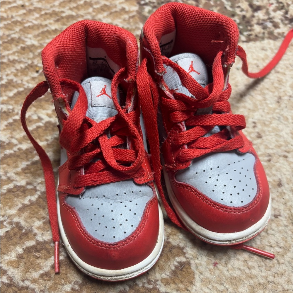 Toddler Nike Air Jordan high top red sneakers